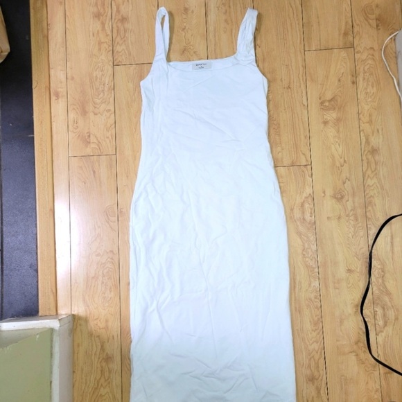 Aritzia Babaton Contour Tank Midi Dress White - Picture 2 of 5